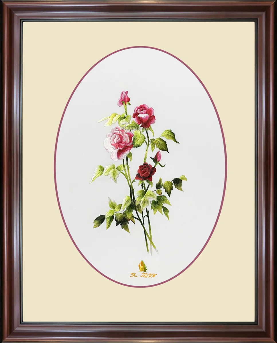 Lovely Roses | Hand-Embroidered Silk Art | 35x40 cm