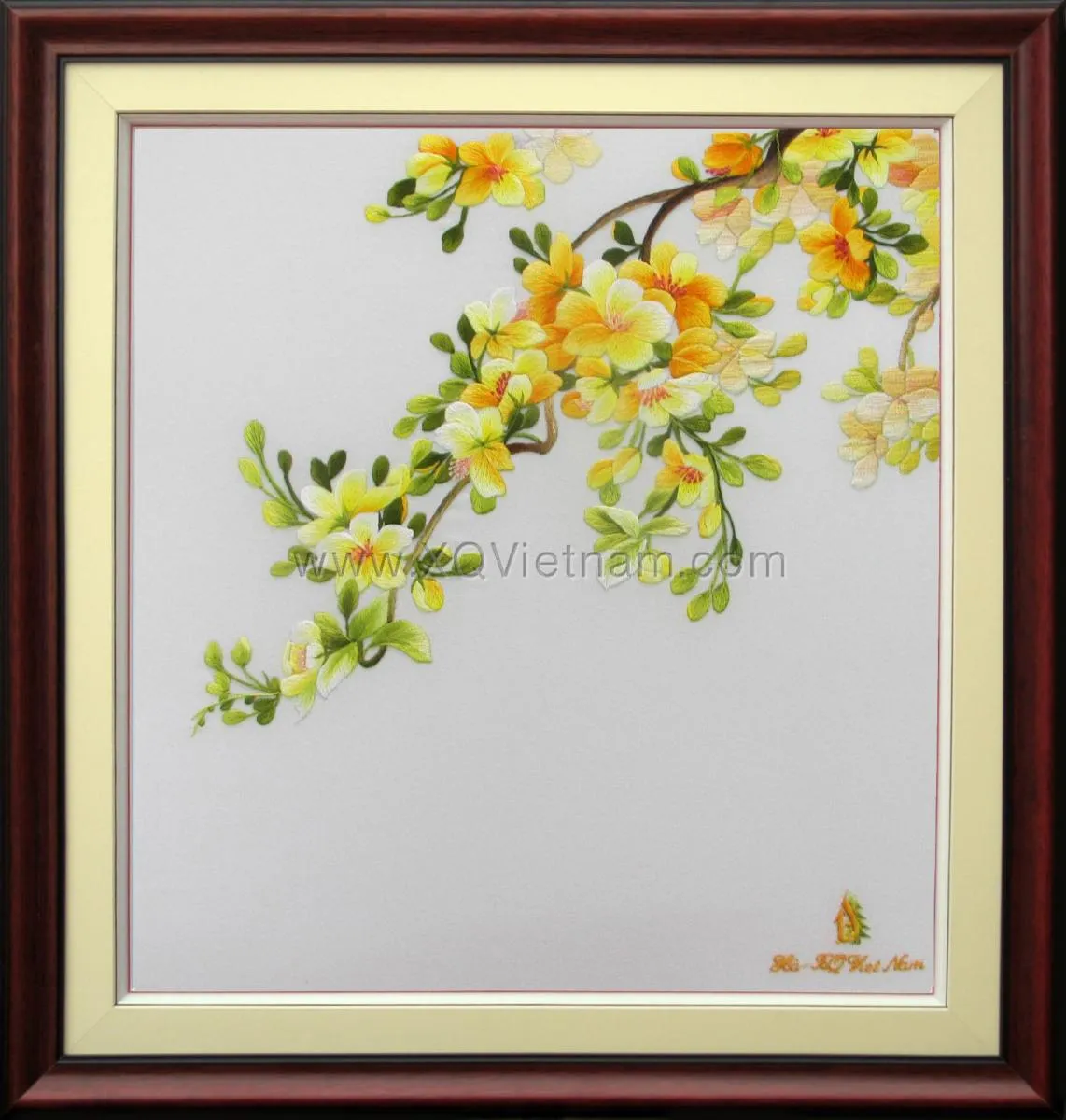 Dalat Apricot Blossoms | Hand-Embroidered Silk Art | 40x40 cm