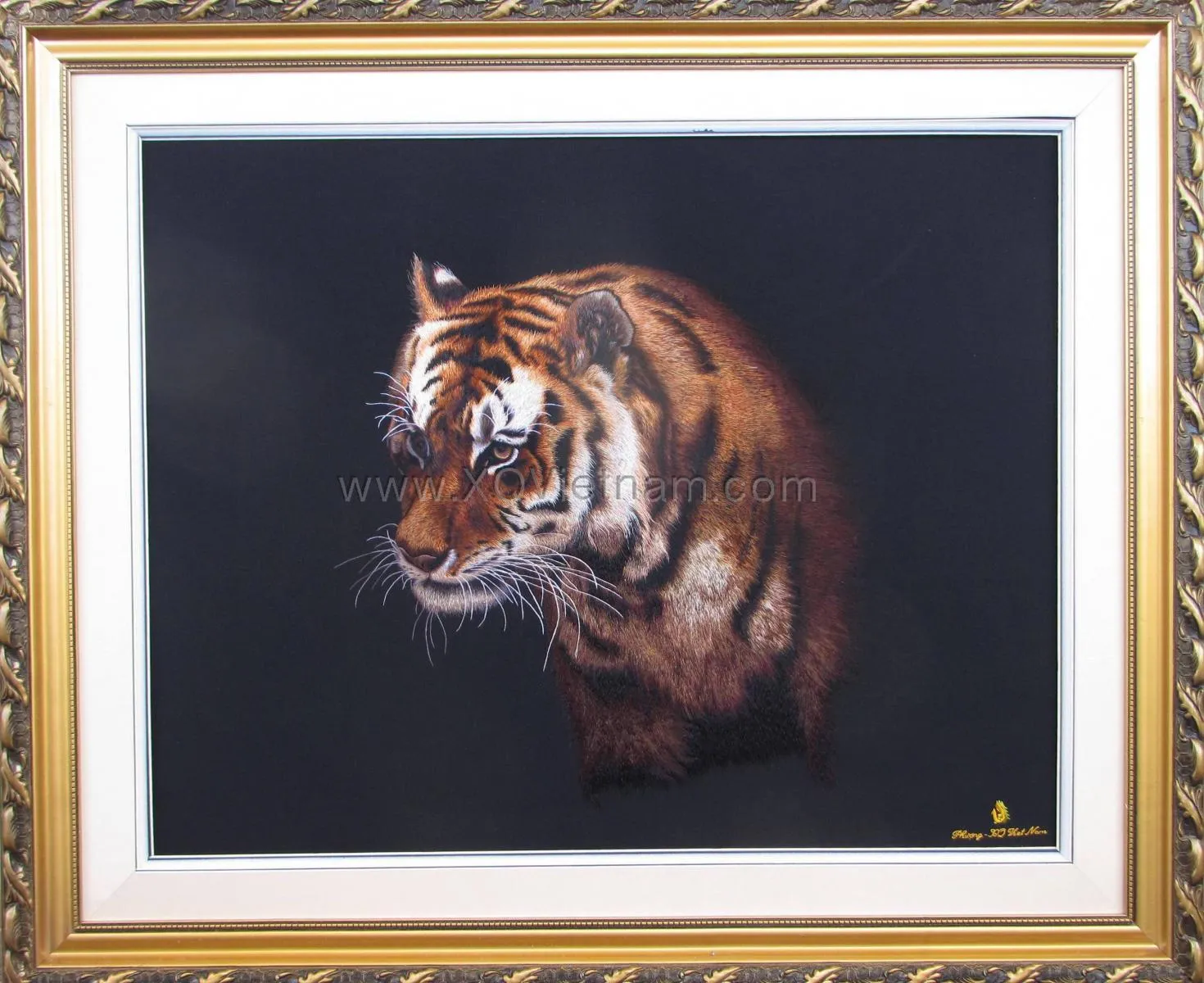 Tiger Head | Hand-Embroidered Silk Art | 65x80 cm